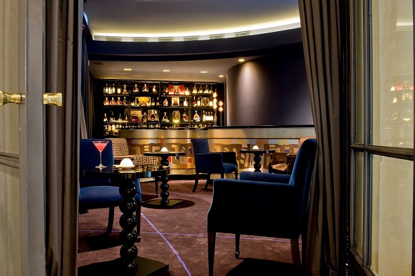 Le Burgundy - Bar 2 P