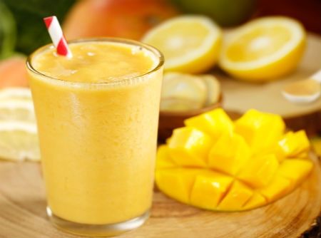 Receita: Smoothie de Manga com Abacaxi