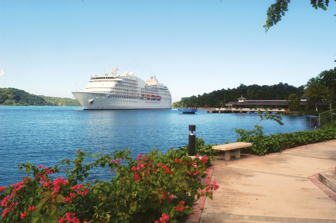 Seven Seas Splendor anuncia retorno à navegação
