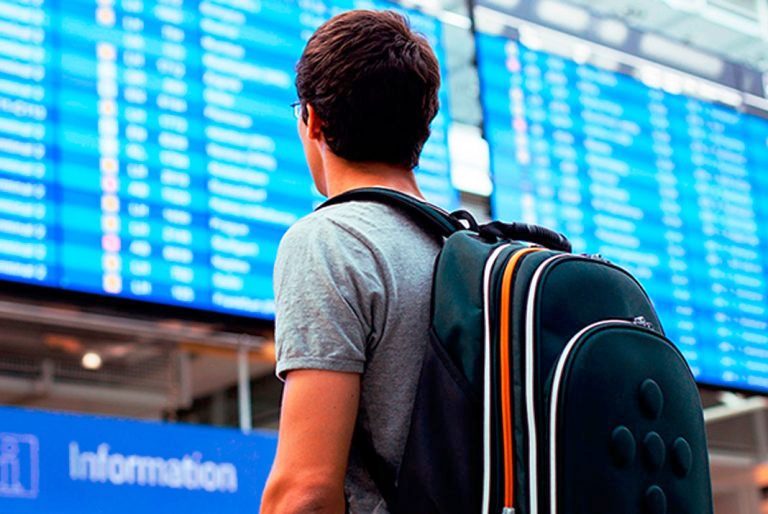 Empresa americana oferece empréstimo para que estudantes possam viajar pelo mundo