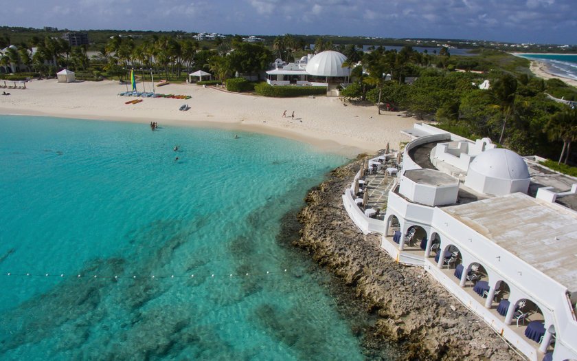 Anguilla suspende requisitos de quarentena