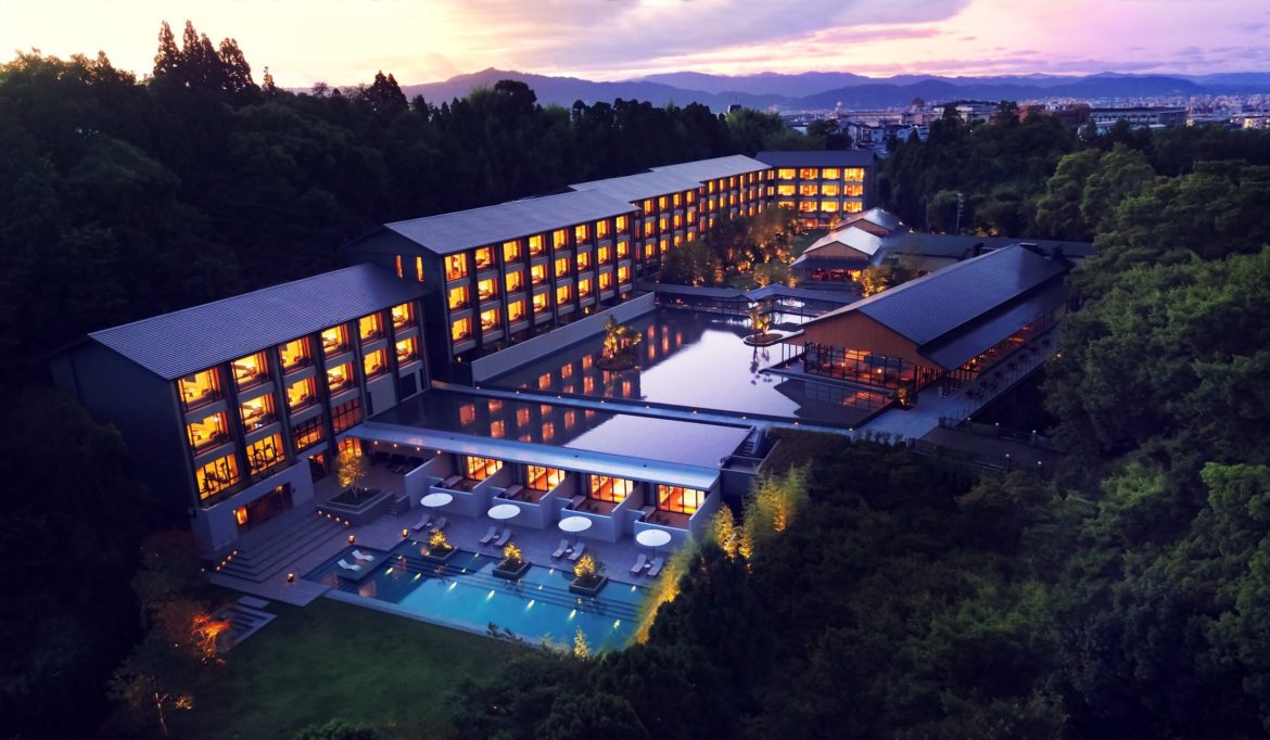 O mais novo hotel de luxo de Kyoto fica a um passo de um Patrimônio Mundial da UNESCO