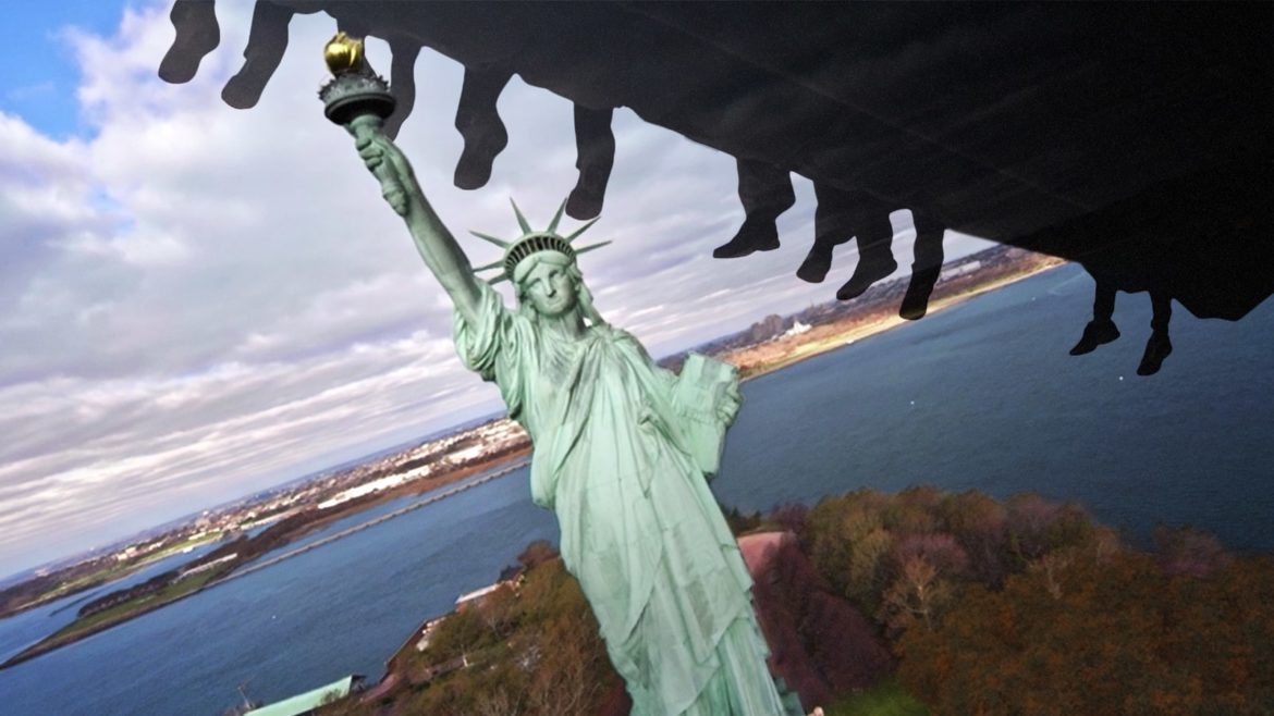 A mais nova atração de Nova York leva os visitantes em uma aventura voadora