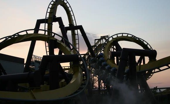 Six Flags anuncia novas iniciativas para ajudar hóspedes com deficiência