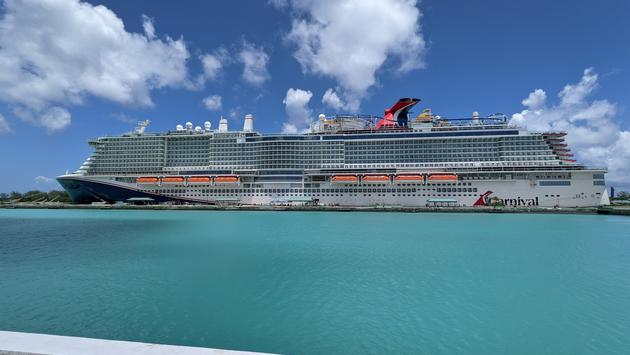 Carnival Cruise Line atualiza os requisitos de teste pré-cruzeiro novamente