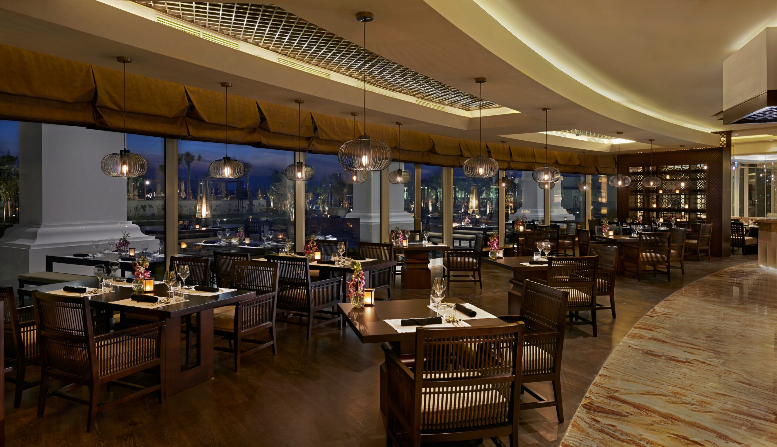 Restaurante LAO - Waldorf Astoria Dubai Restaurante LAO - Waldorf Astoria Dubai